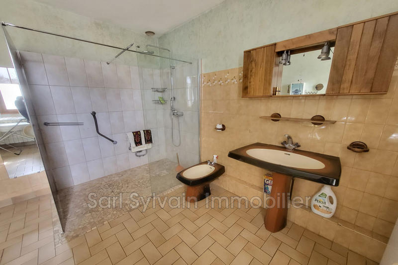 Maison - 178 m² - 7 pièces