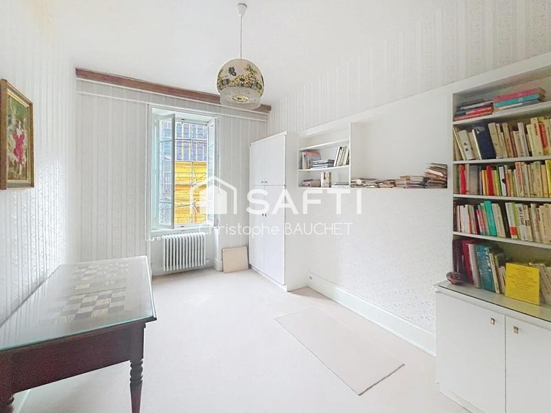 Appartement - 138 m² - 4 pièces