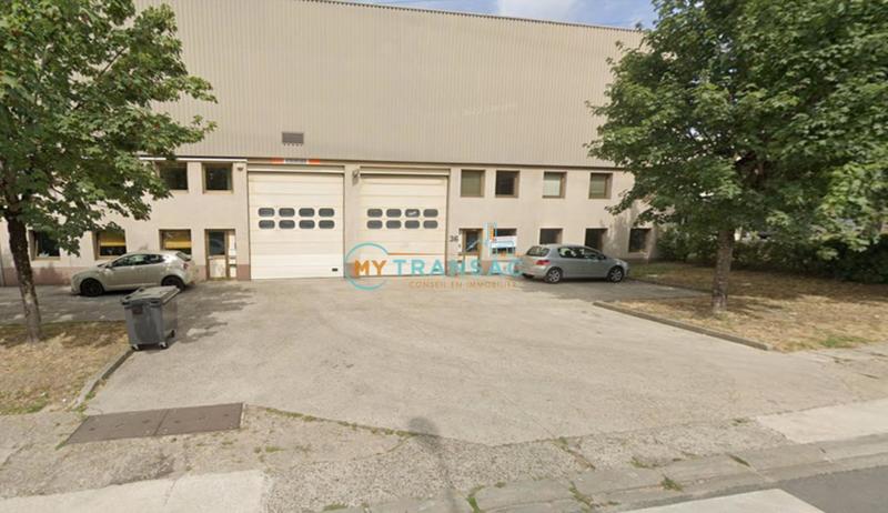 Local d'activités - 542 m²