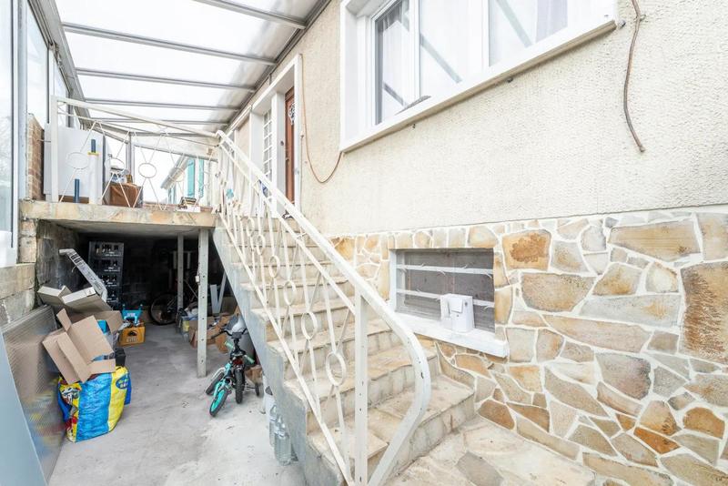 Maison de village - 94 m² - 5 pièces