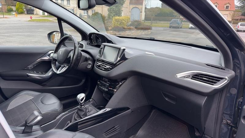 Peugeot 2008 1.6 BlueHDi 120 Allure