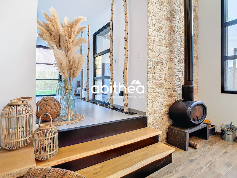 Maison - 281 m² - 11 pièces