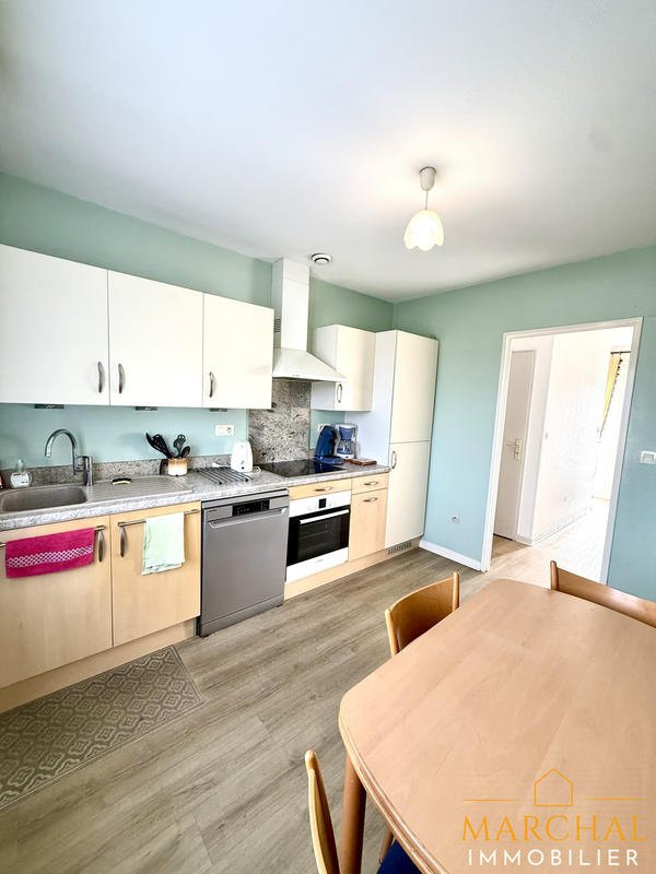 Maison - 99 m² - 4 pièces