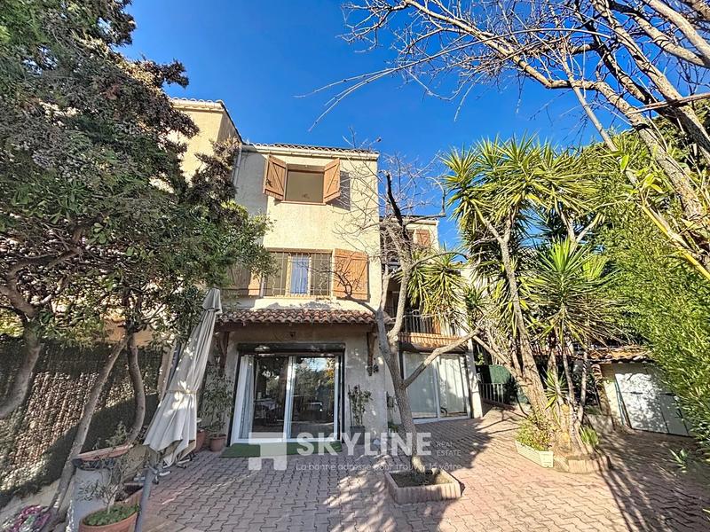 Maison - 105 m² - 6 pièces