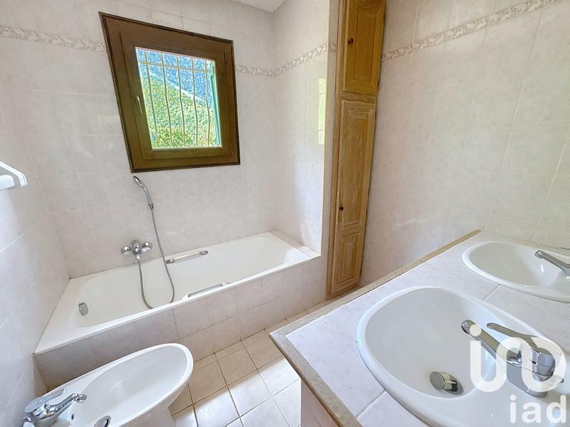 Maison - 151 m² - 5 pièces