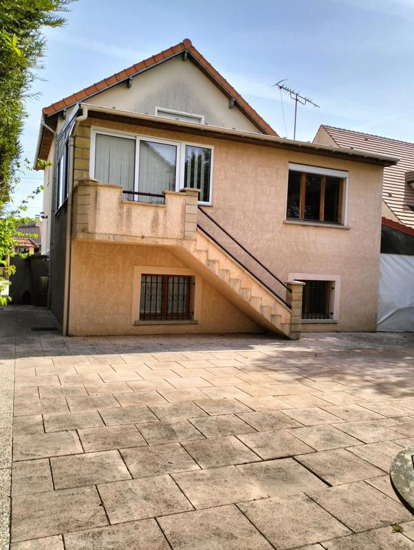 Maison - 150 m² - 7 pièces