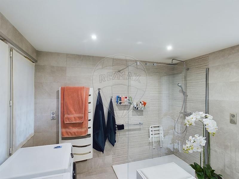 Appartement - 152 m² - 3 pièces