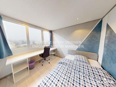 Chambre - 9 m² - 5 pièces