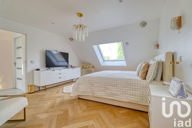 Maison - 170 m² - 5 pièces