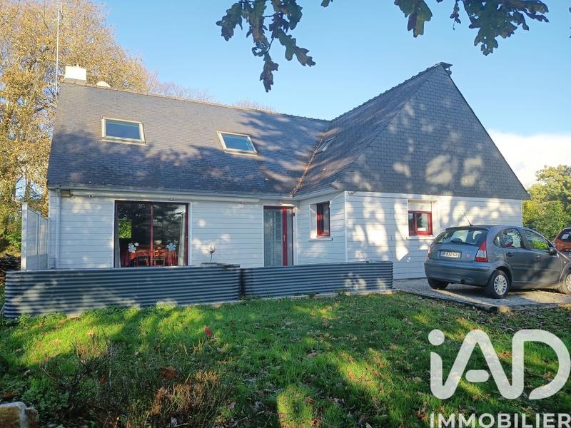 Maison - 183 m² - 11 pièces