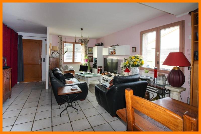 Villa - 90 m² - 5 pièces