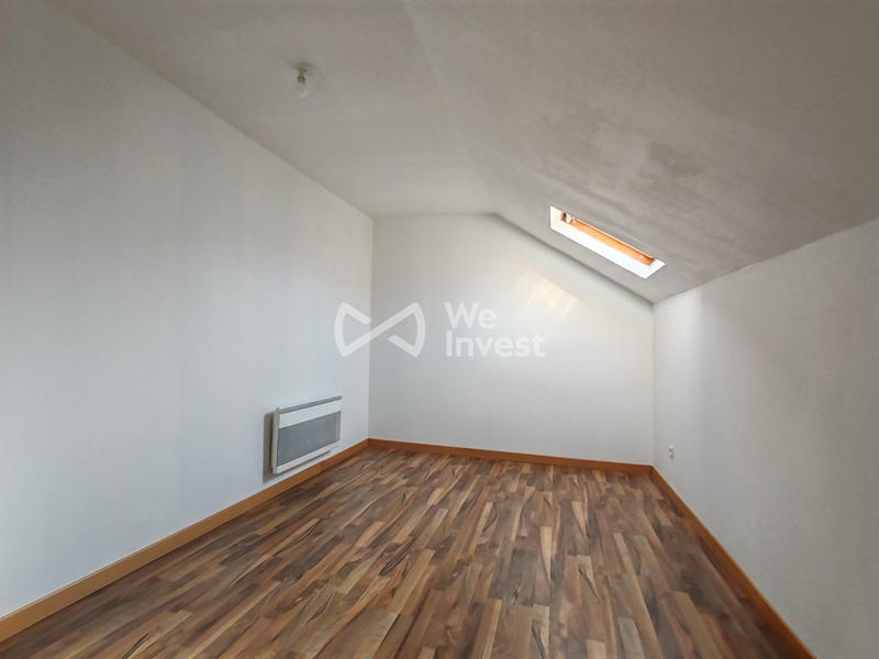 Maison - 85 m² - 5 pièces