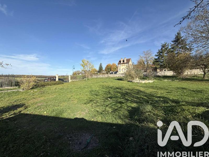 Maison - 211 m² - 9 pièces