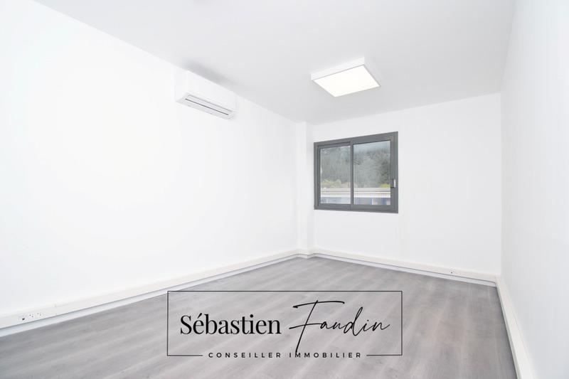 Bureau - 15 m² - 1 pièce