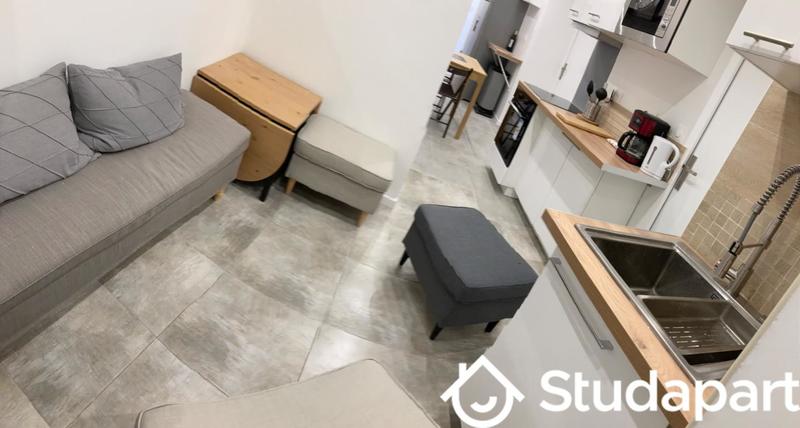 Chambre - 11 m² - 1 pièce