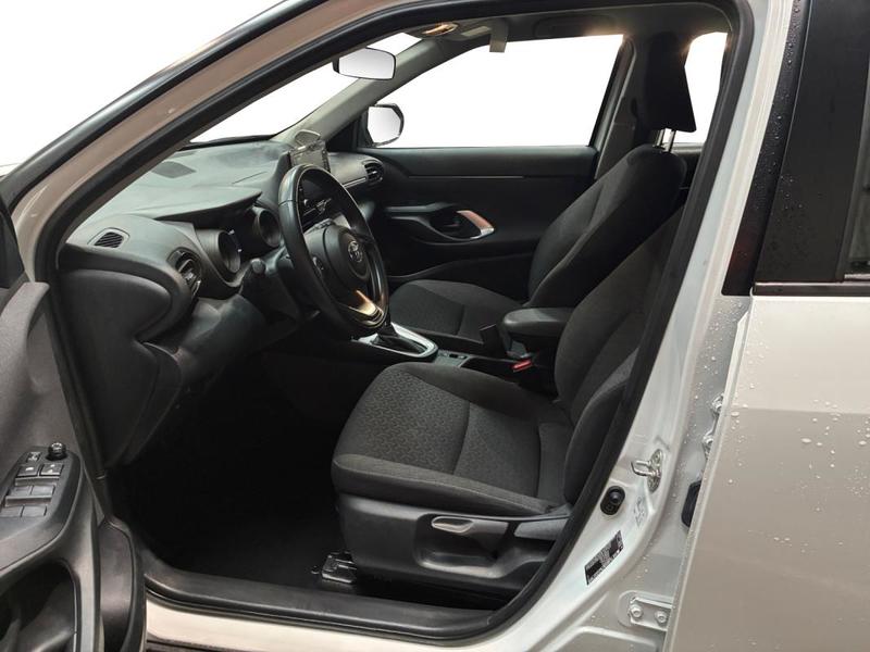 Toyota Yaris Cross Hybride 116h 2wd Dynamic Business + Programme Beyond Zero Academy