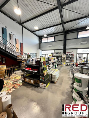 Local commercial - 215 m²