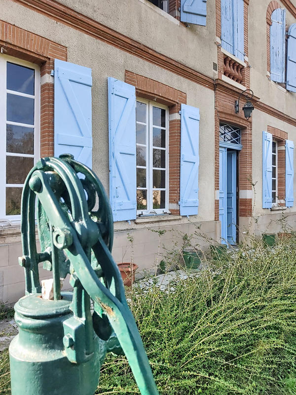 Maison - 460 m² - 20 pièces