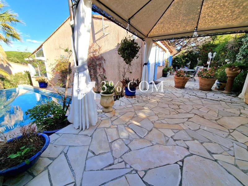 Maison - 106 m² - 5 pièces