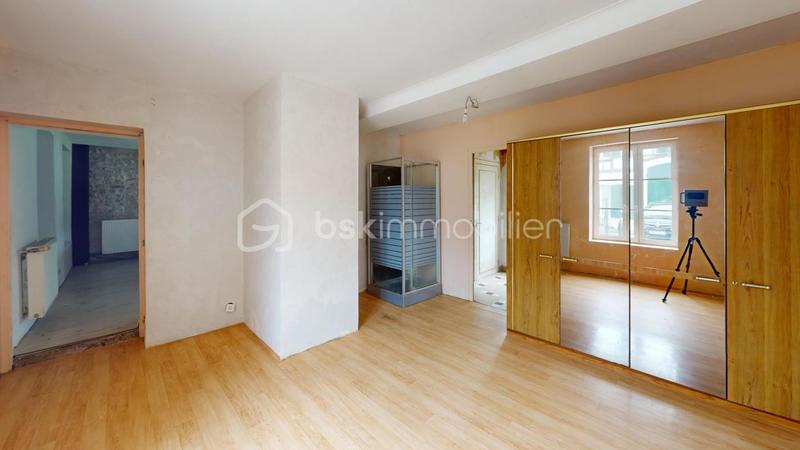 Immeuble - 167 m² - 20 pièces