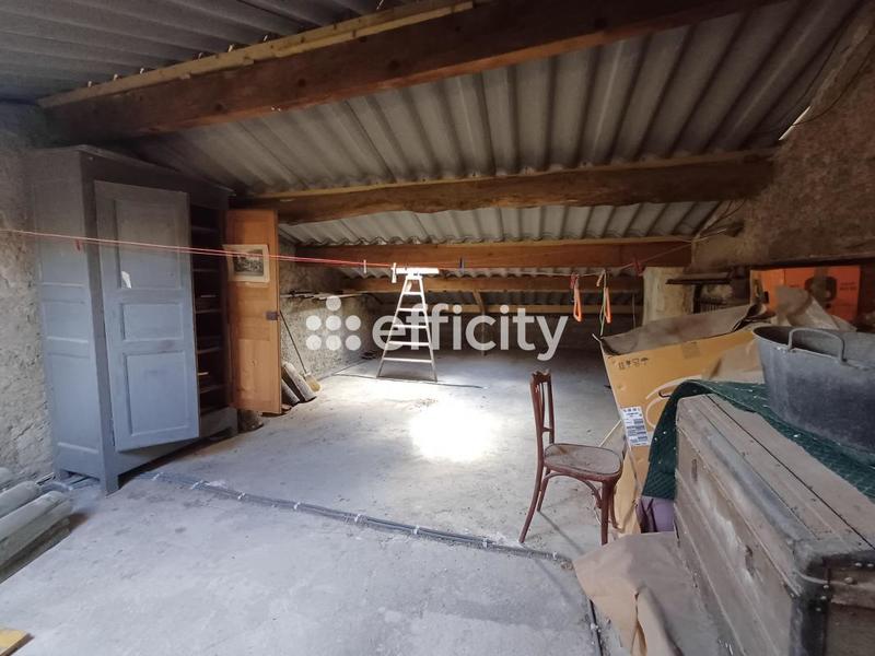 Maison - 201 m² - 6 pièces