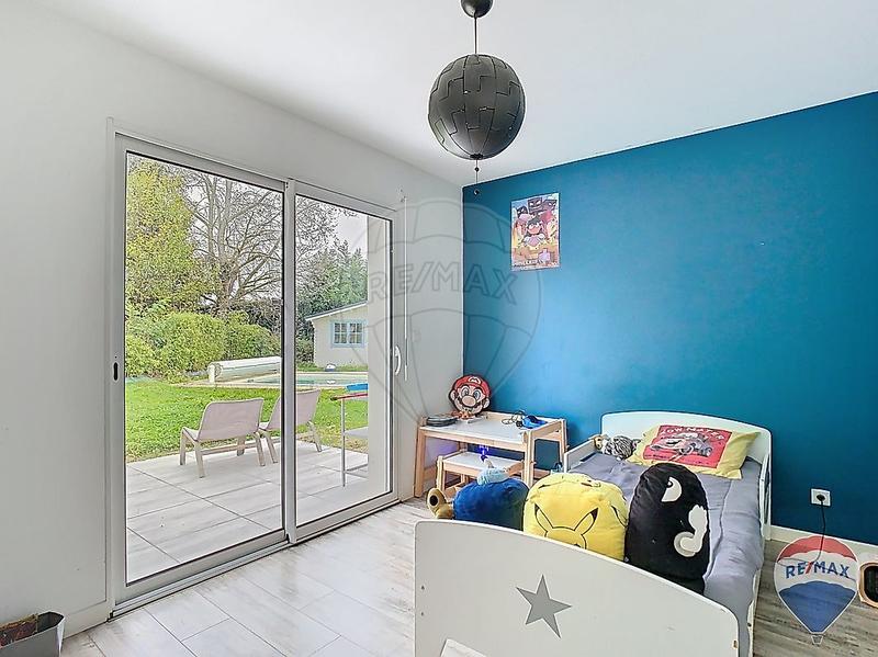 Maison - 111 m² - 6 pièces