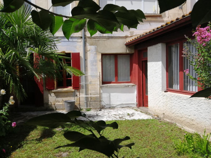 Local commercial - 155 m² - 6 pièces