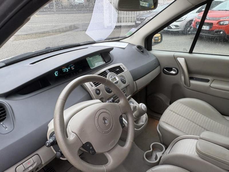 Renault Scénic 1.6i 113cv Privilege Bvm6