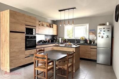 Villa - 97 m² - 4 pièces