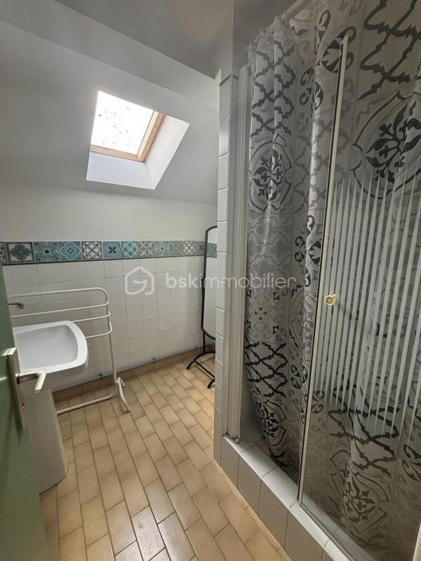 Maison - 187 m² - 7 pièces