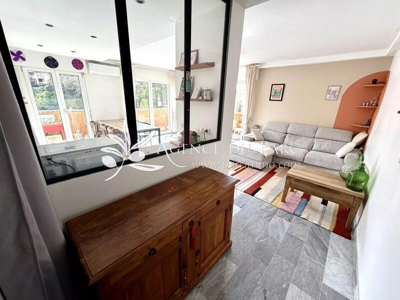 Appartement - 77 m² - 3 pièces