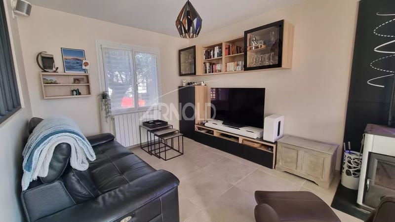 Maison - 99 m² - 5 pièces