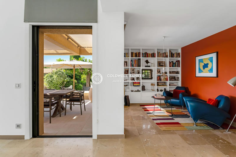 Villa - 230 m² - 5 pièces