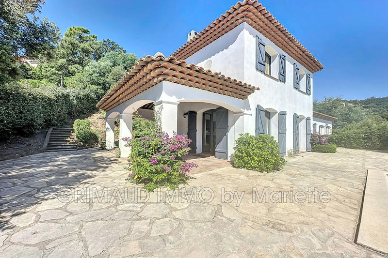 Villa - 151 m² - 6 pièces