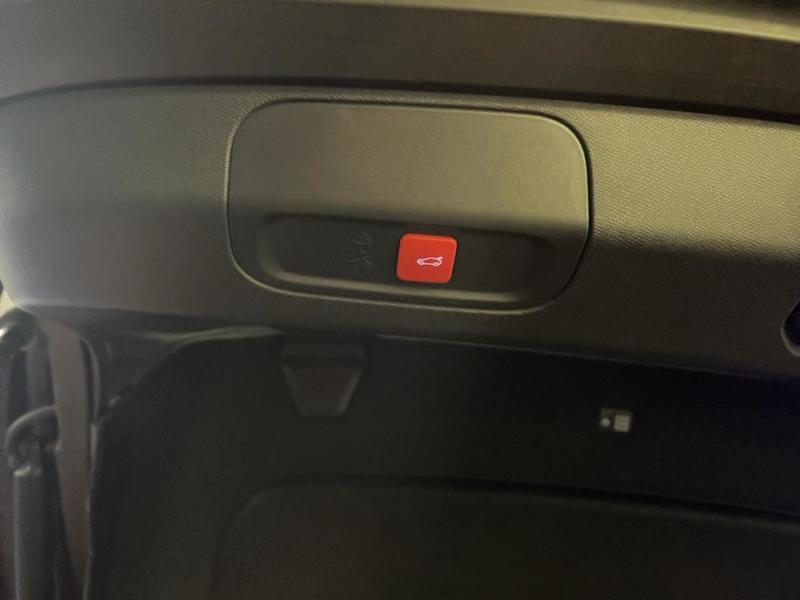 Peugeot 408 Hybrid 145 e-Dcs6 Gt