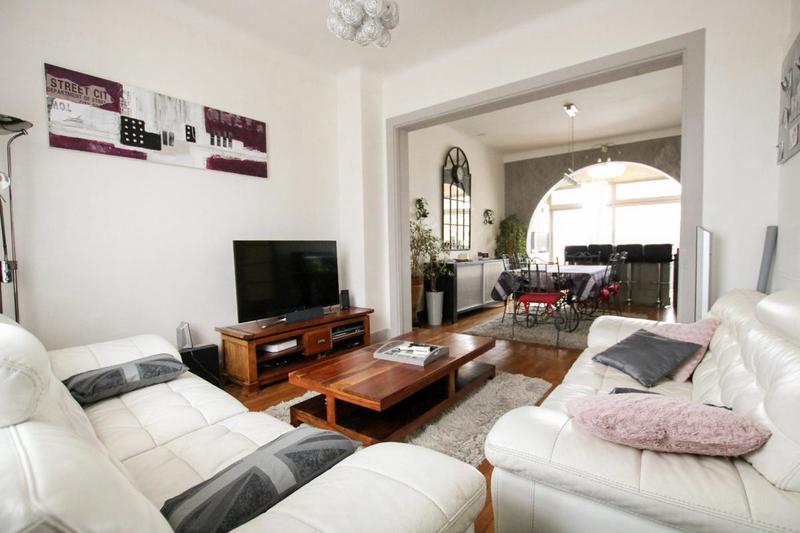 Maison de ville - 121 m² - 6 pièces