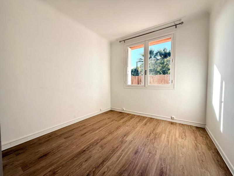 Maison - 214 m² - 12 pièces