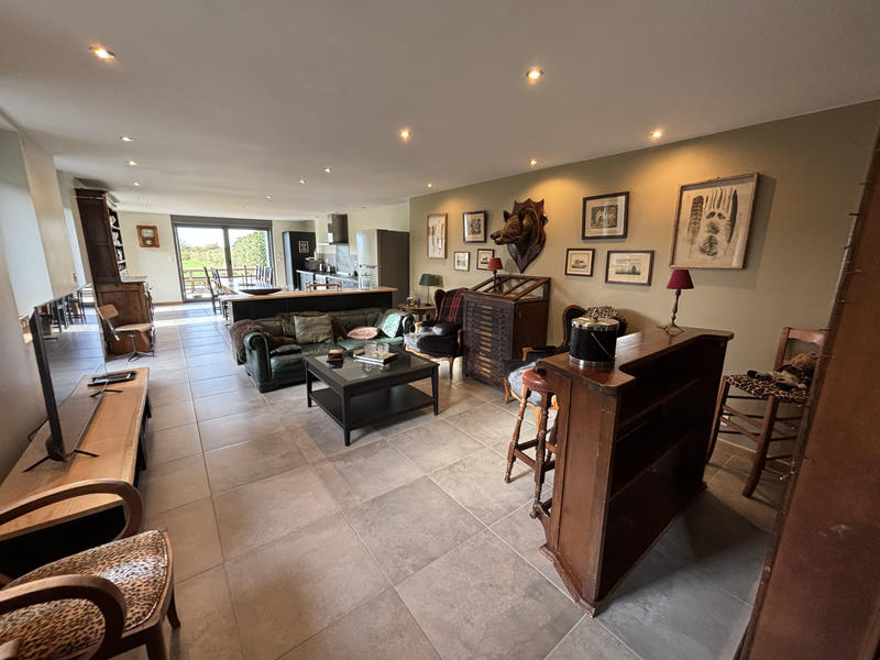 Maison - 150 m² - 7 pièces