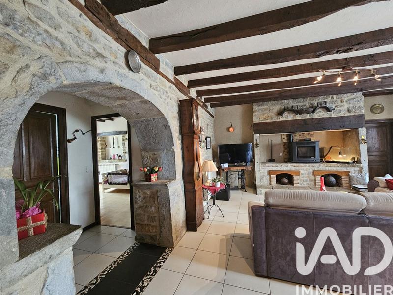 Maison - 372 m² - 14 pièces