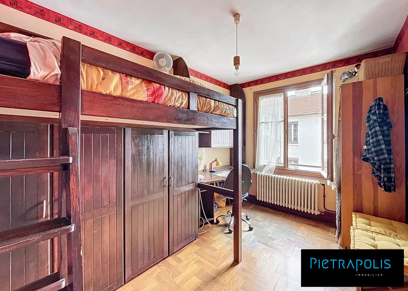 Appartement - 91 m² - 4 pièces