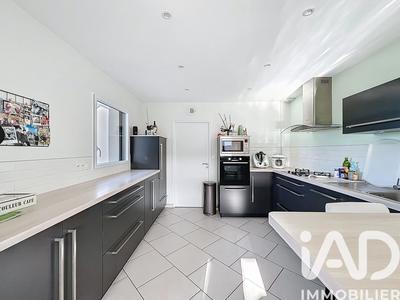 Maison - 139 m² - 5 pièces