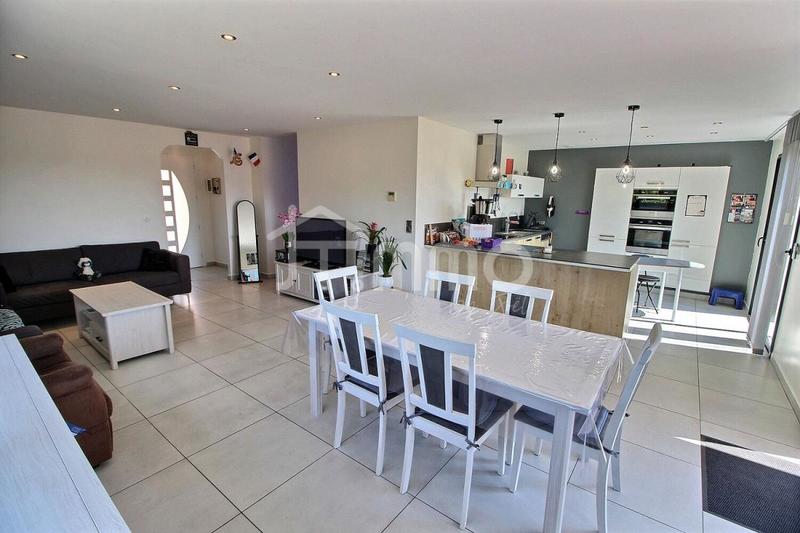 Villa - 119 m² - 5 pièces