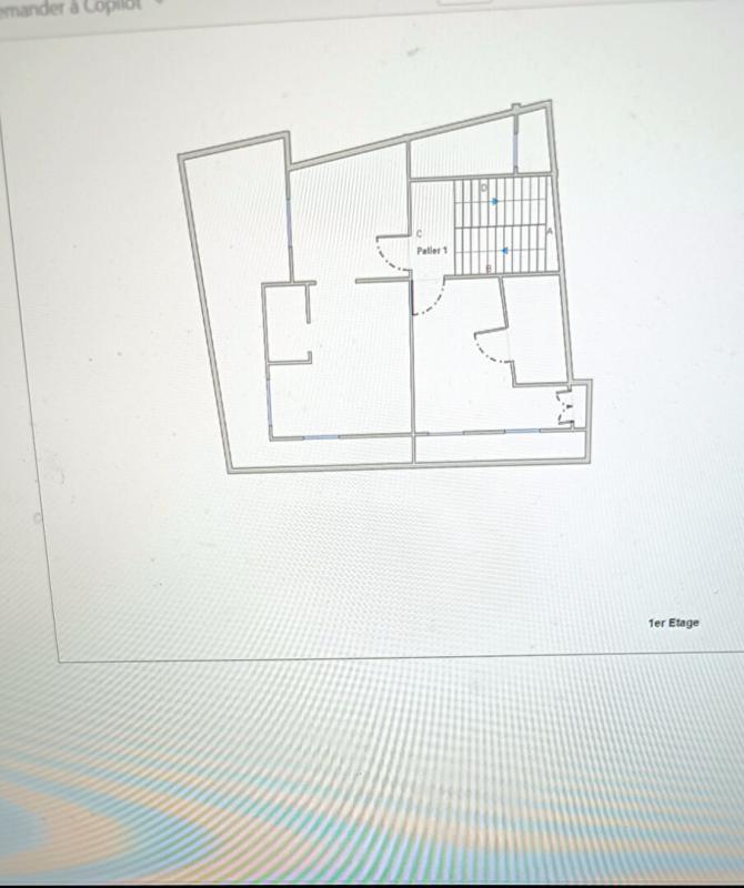 Immeuble - 109 m² - 7 pièces
