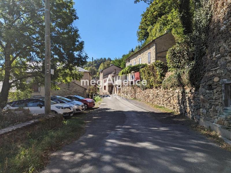 Maison - 97 m² - 5 pièces