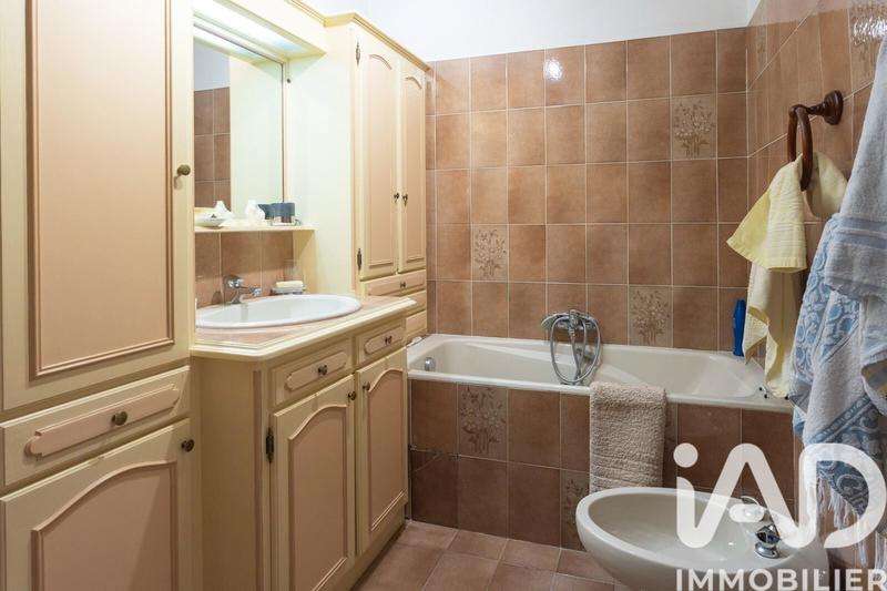 Appartement - 82 m² - 4 pièces