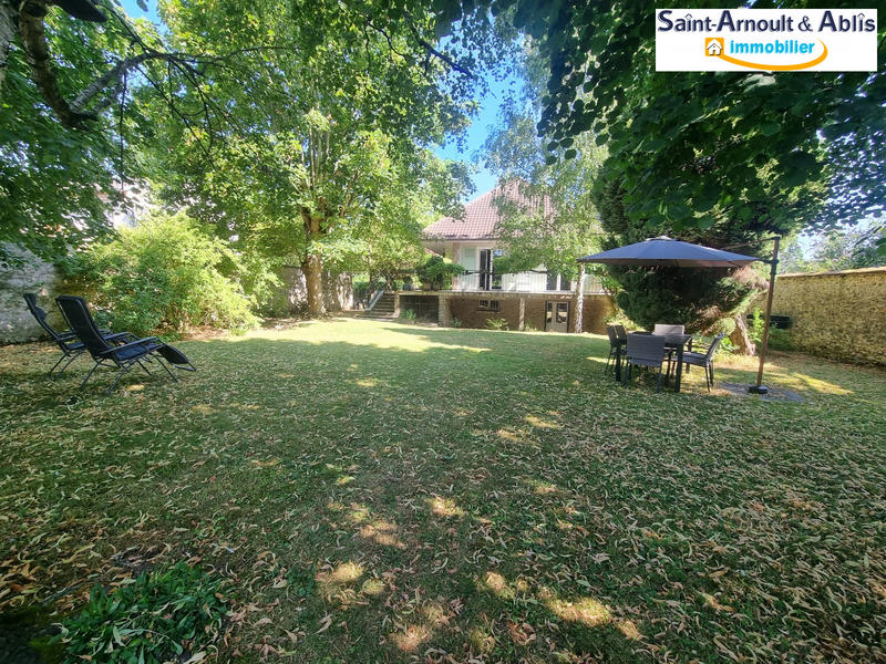 Maison traditionnelle - 160 m² - 7 pièces