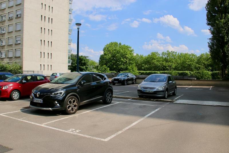 Appartement - 110 m² - 4 pièces