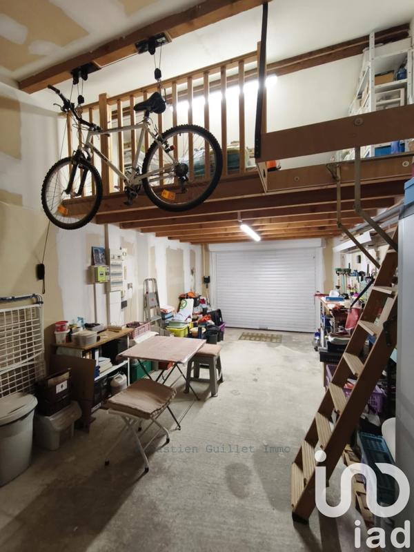 Maison - 137 m² - 7 pièces