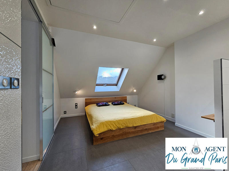 Maison - 185 m² - 7 pièces