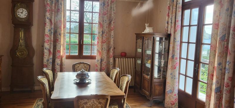 Maison - 190 m² - 5 pièces